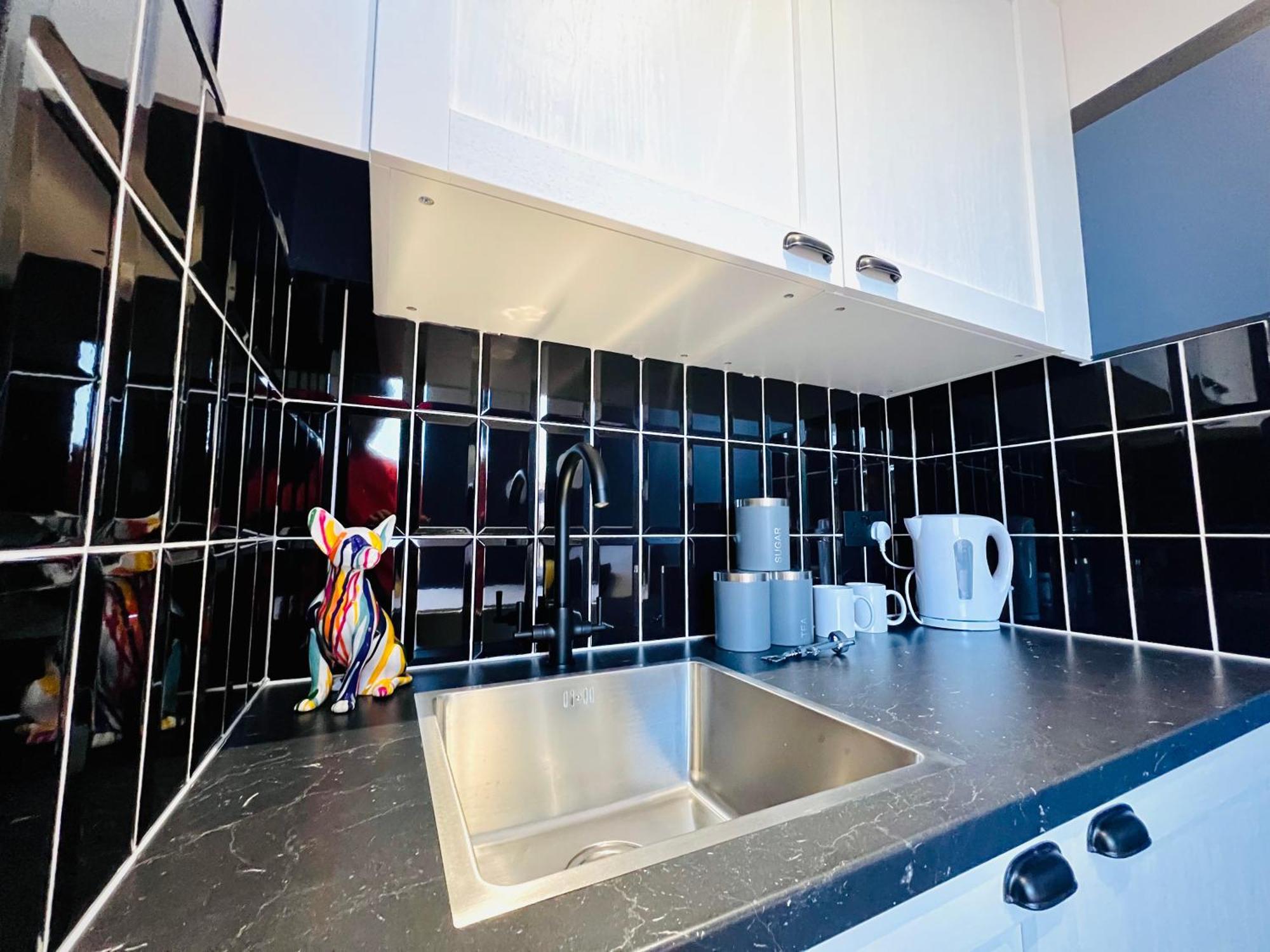 London 61 Central Studio, Ideal For Tourists High Recommend!!! Exterior foto