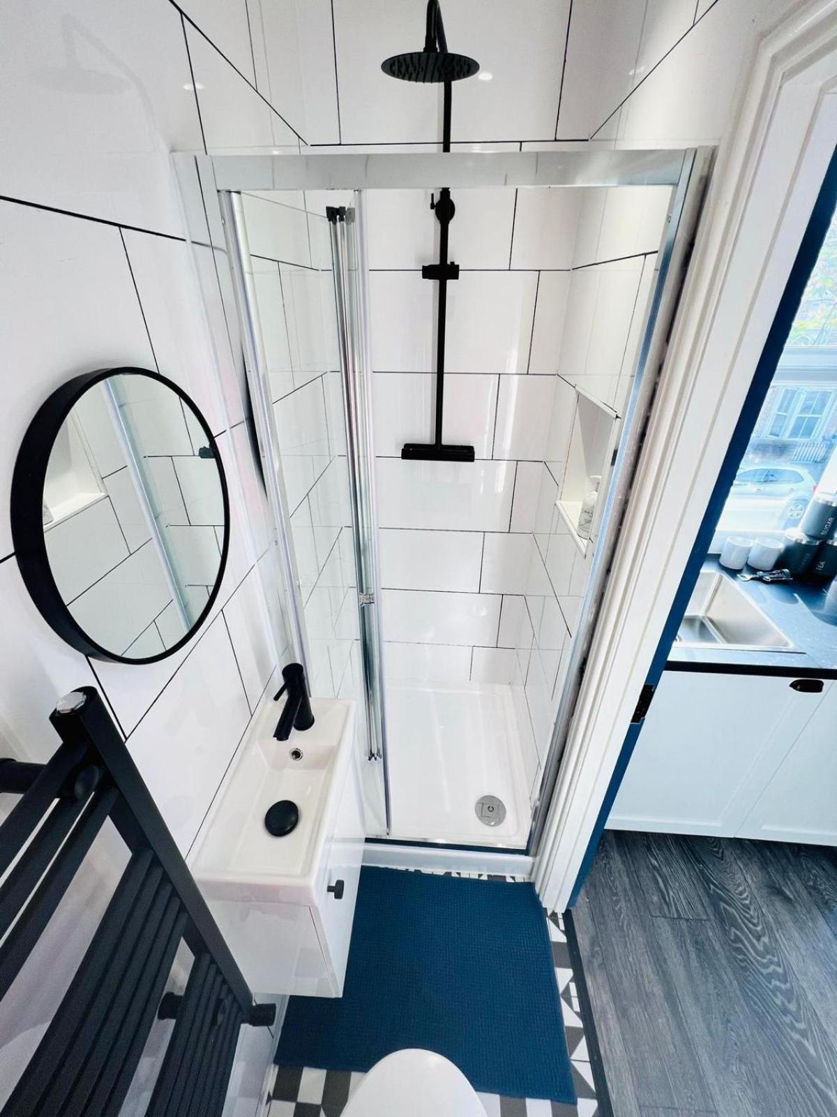 London 61 Central Studio, Ideal For Tourists High Recommend!!! Exterior foto